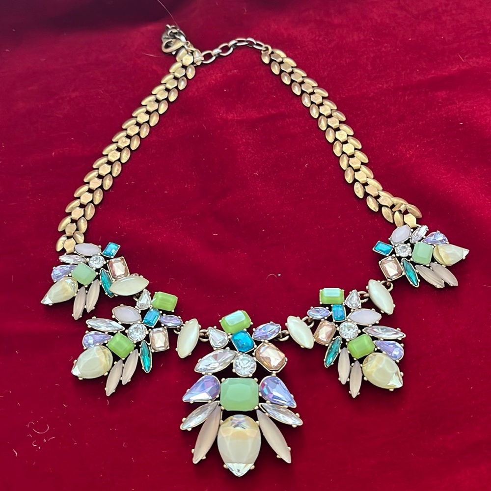 Stella and Dot Statement Necklace